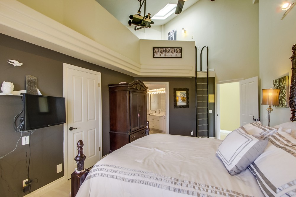 Virtual tour photo 72 of 103 for 18708 Lunada Point
