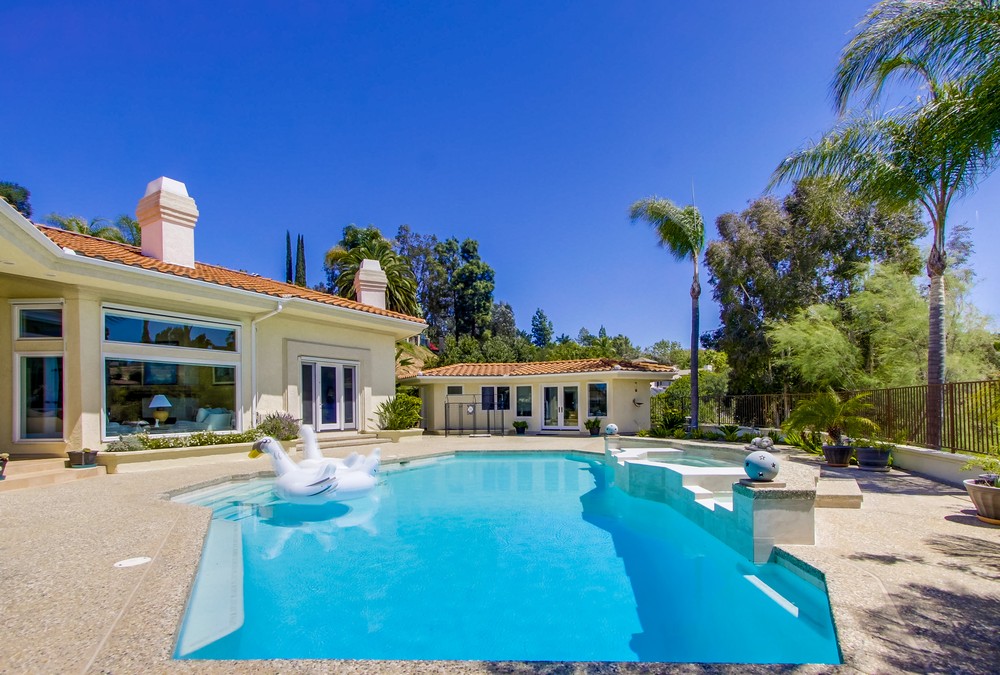 Virtual tour photo 83 of 103 for 18708 Lunada Point