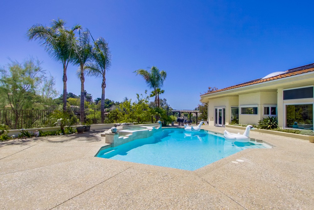 Virtual tour photo 88 of 103 for 18708 Lunada Point