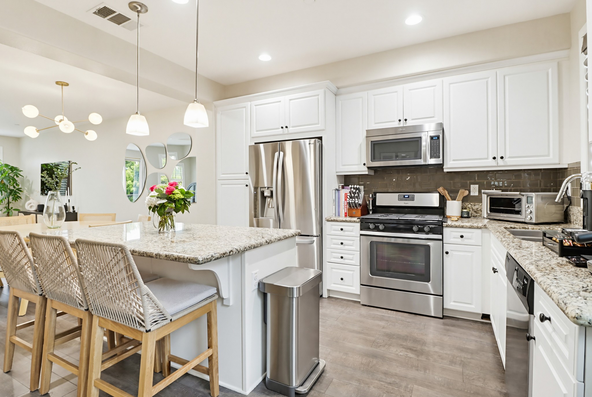 Virtual tour photo 17 of 59 for 1876 Champagne Ct UNIT 6