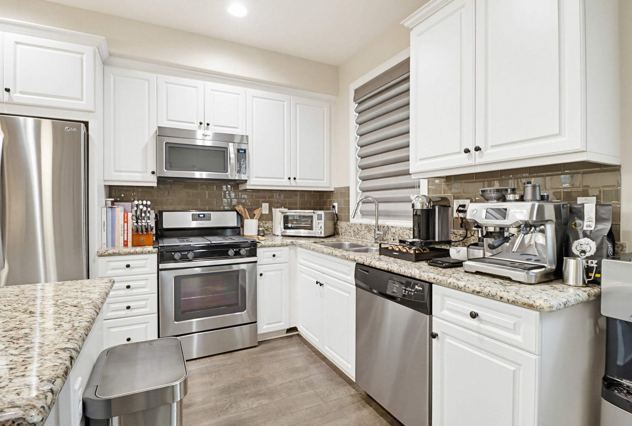 Virtual tour photo 21 of 59 for 1876 Champagne Ct UNIT 6