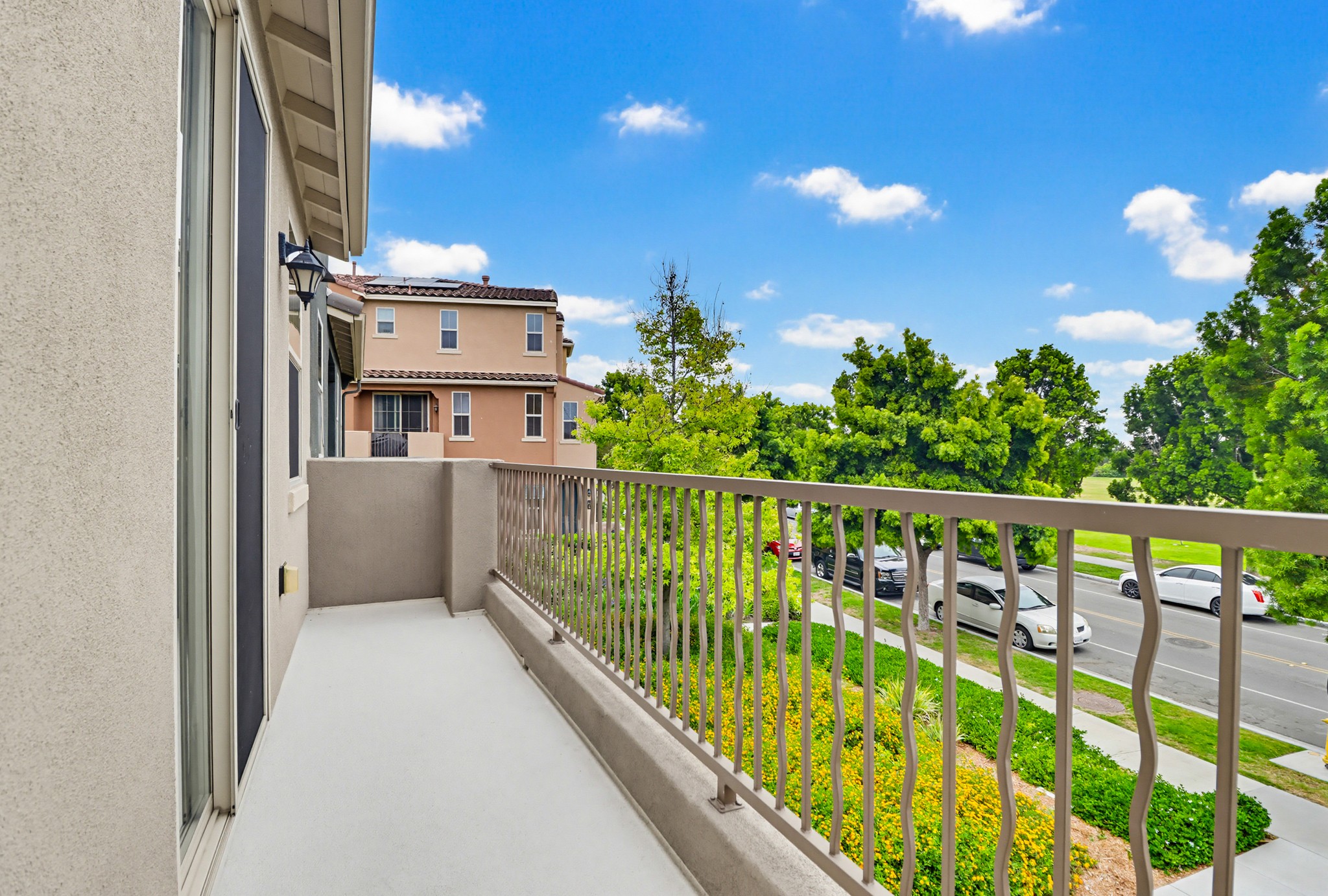 Virtual tour photo 23 of 59 for 1876 Champagne Ct UNIT 6
