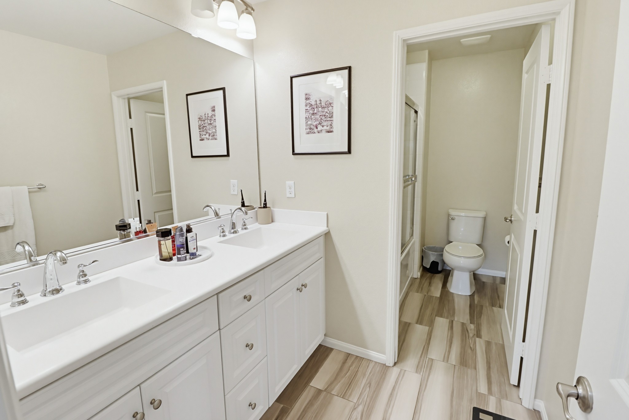 Virtual tour photo 32 of 59 for 1876 Champagne Ct UNIT 6