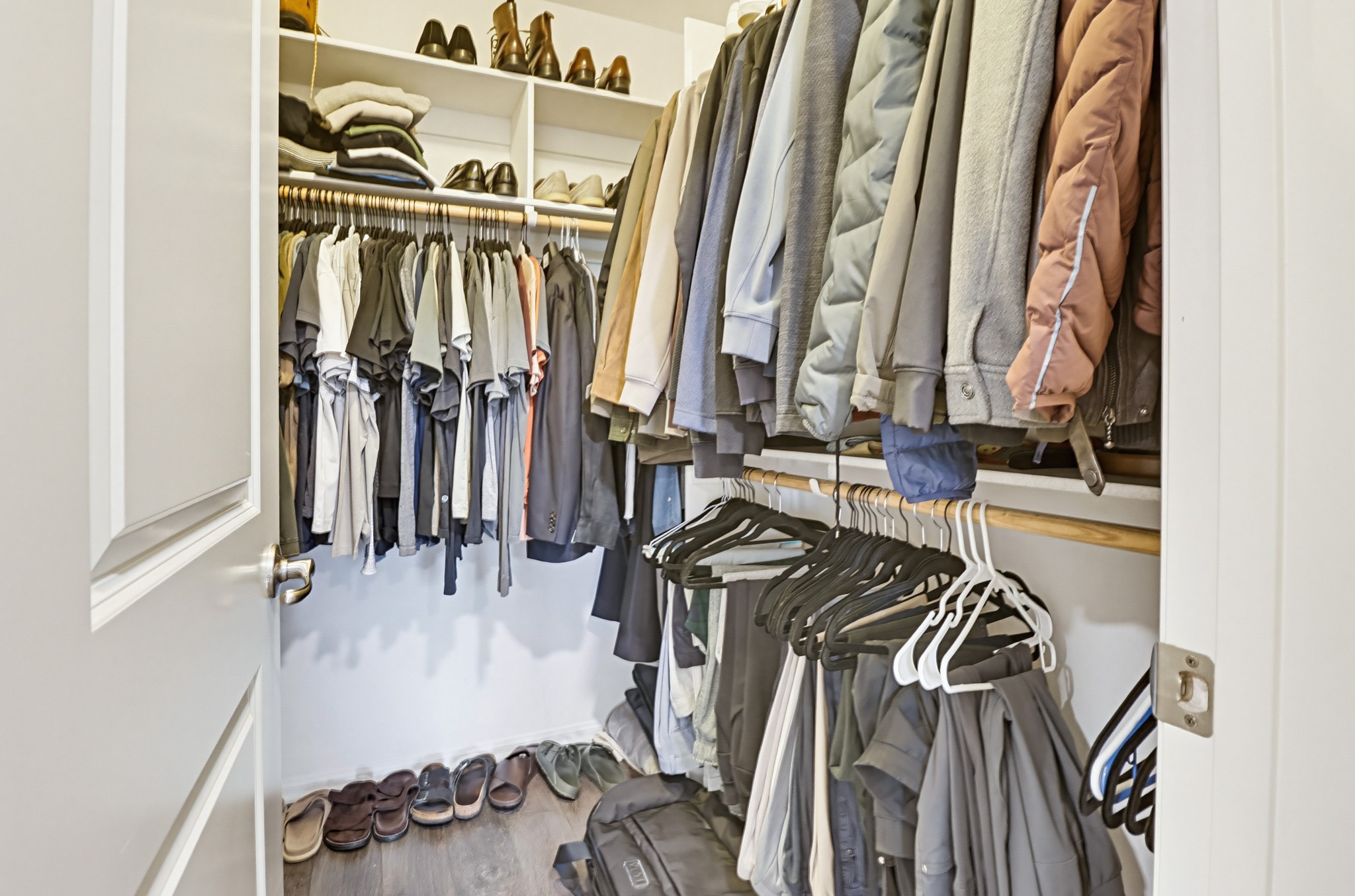 Virtual tour photo 35 of 59 for 1876 Champagne Ct UNIT 6