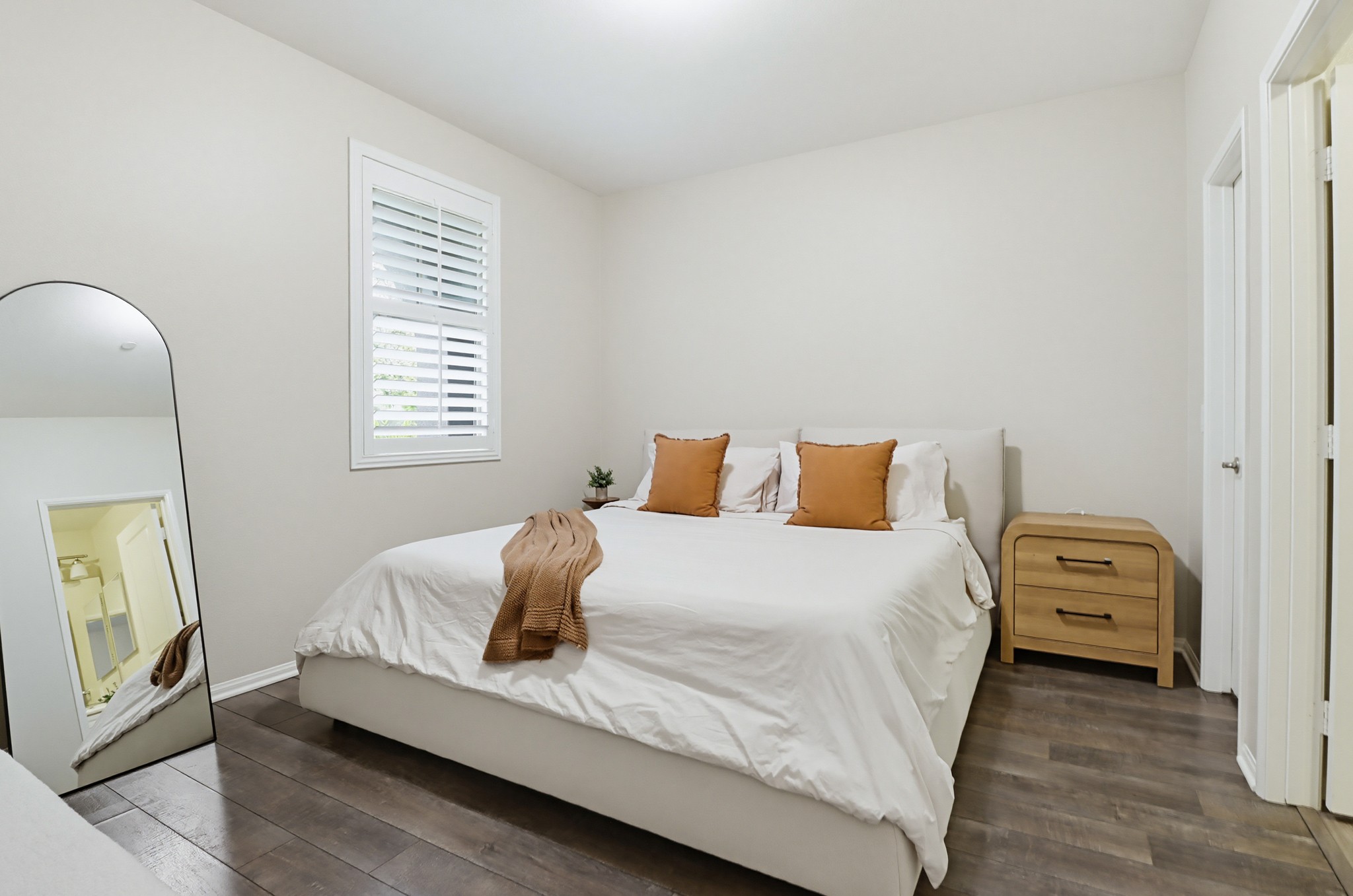 Virtual tour photo 40 of 59 for 1876 Champagne Ct UNIT 6