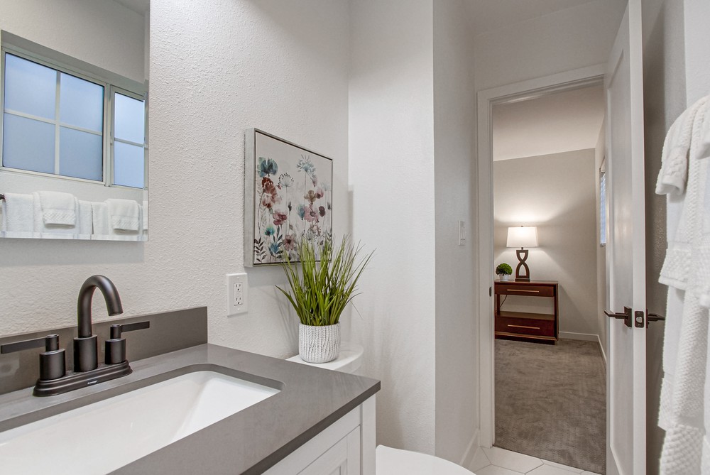 Virtual tour photo 44 of 62 for 1878 Linbrook Dr