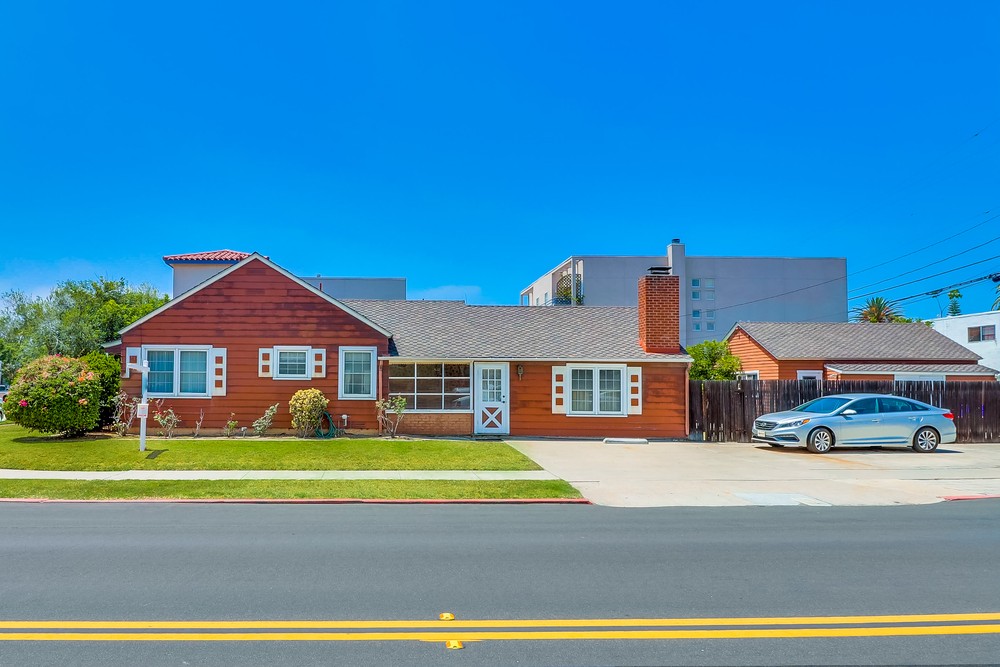 Virtual tour photo 4 of 41 for 1880 Oliver Ave