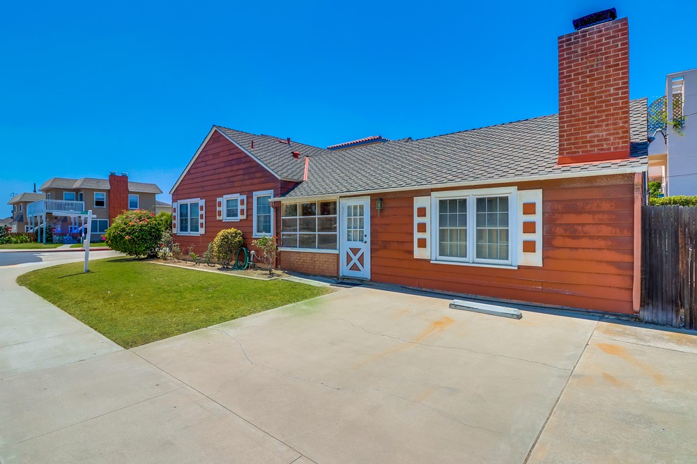 Virtual tour photo 5 of 41 for 1880 Oliver Ave