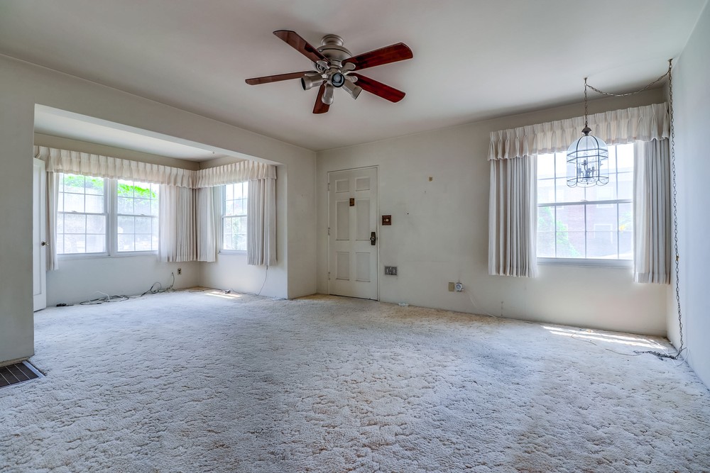 Virtual tour photo 9 of 41 for 1880 Oliver Ave