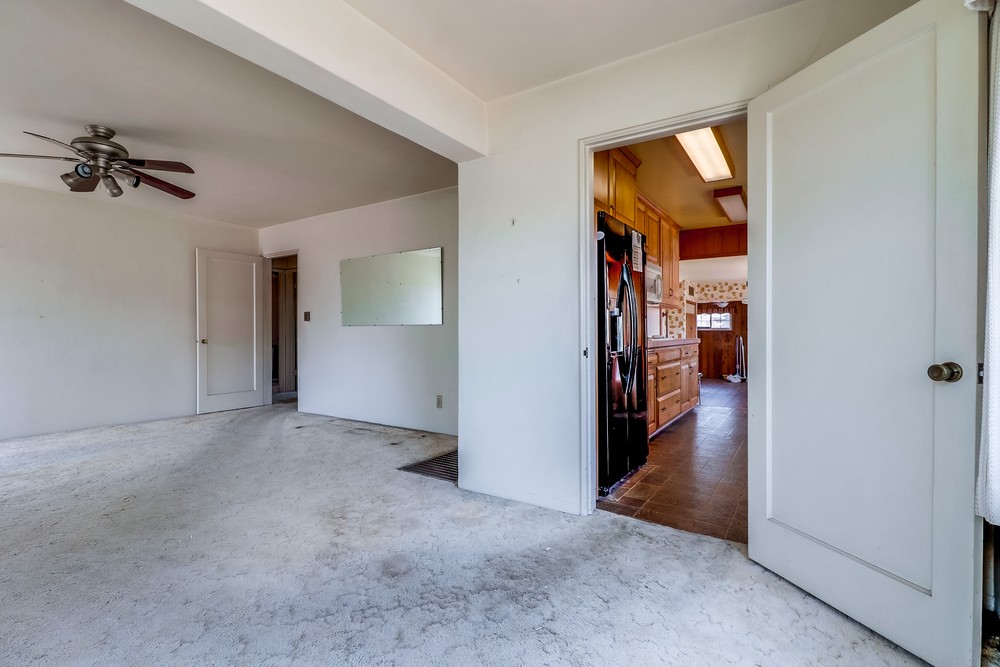 Virtual tour photo 10 of 41 for 1880 Oliver Ave
