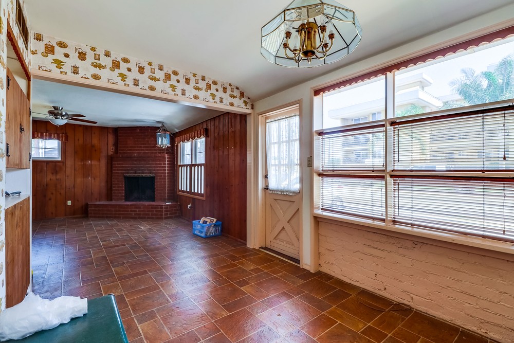 Virtual tour photo 16 of 41 for 1880 Oliver Ave