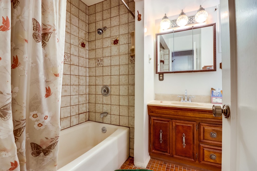 Virtual tour photo 29 of 41 for 1880 Oliver Ave