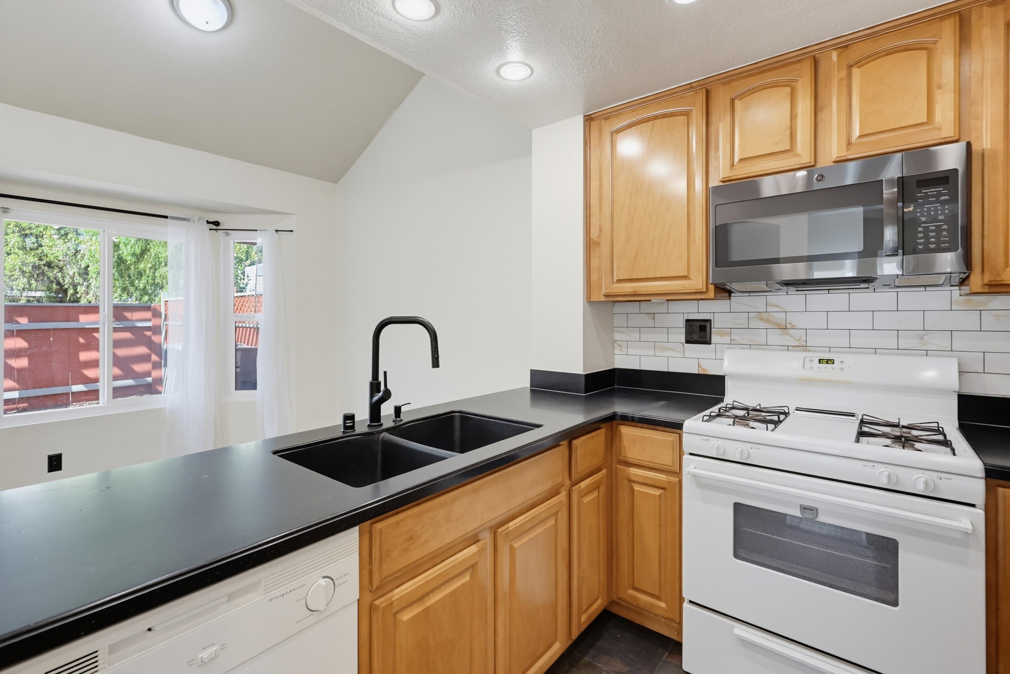 Virtual tour photo 27 of 81 for 1881 Manzana Way
