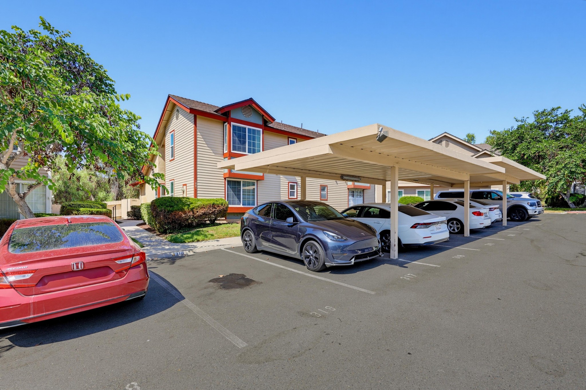 Virtual tour photo 75 of 81 for 1881 Manzana Way