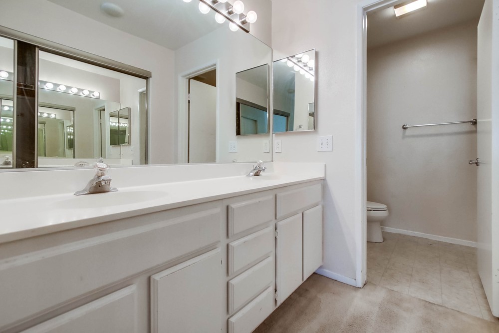 Virtual tour photo 23 of 30 for 18840 Caminito Cantilena UNIT 107
