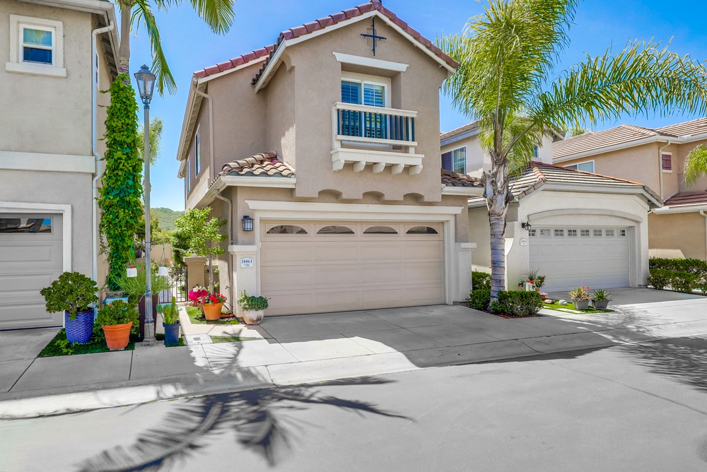 Virtual tour photo 1 of 42 for 18861 Caminito Cantilena UNIT 36