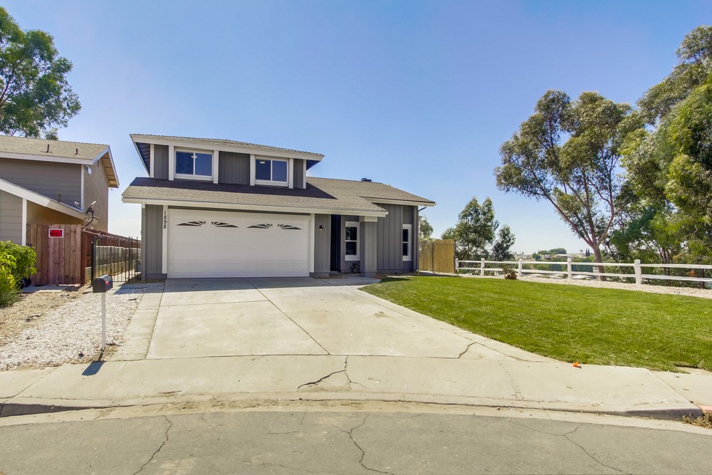 Virtual tour photo 4 of 53 for 1898 Ballina Dr San Diego