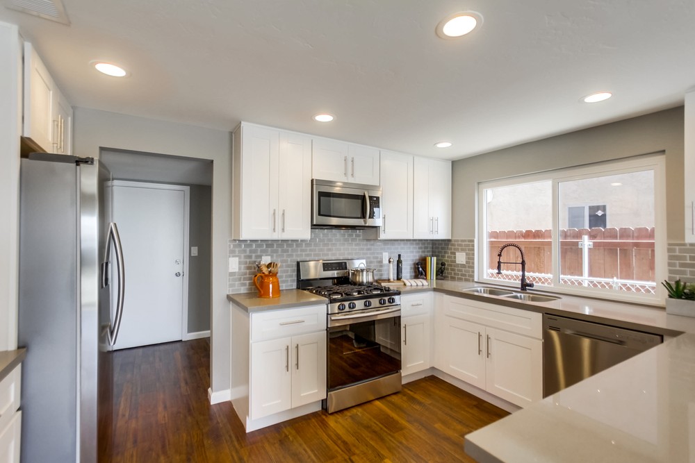 Virtual tour photo 21 of 53 for 1898 Ballina Dr San Diego