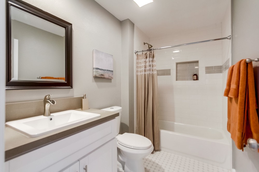 Virtual tour photo 39 of 53 for 1898 Ballina Dr San Diego