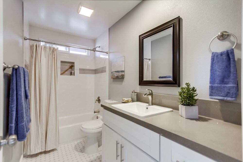 Virtual tour photo 44 of 53 for 1898 Ballina Dr San Diego