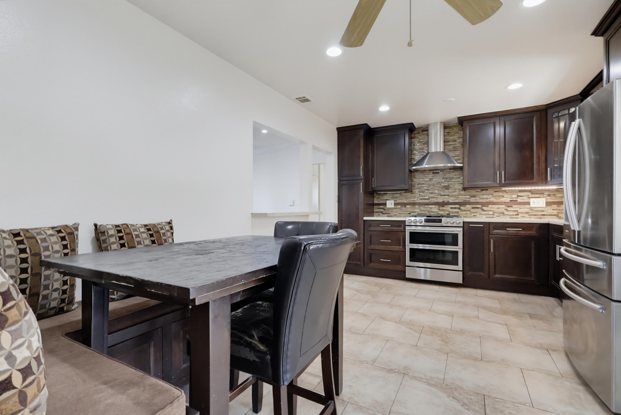 Virtual tour photo 24 of 94 for 1901 E 63rd St
