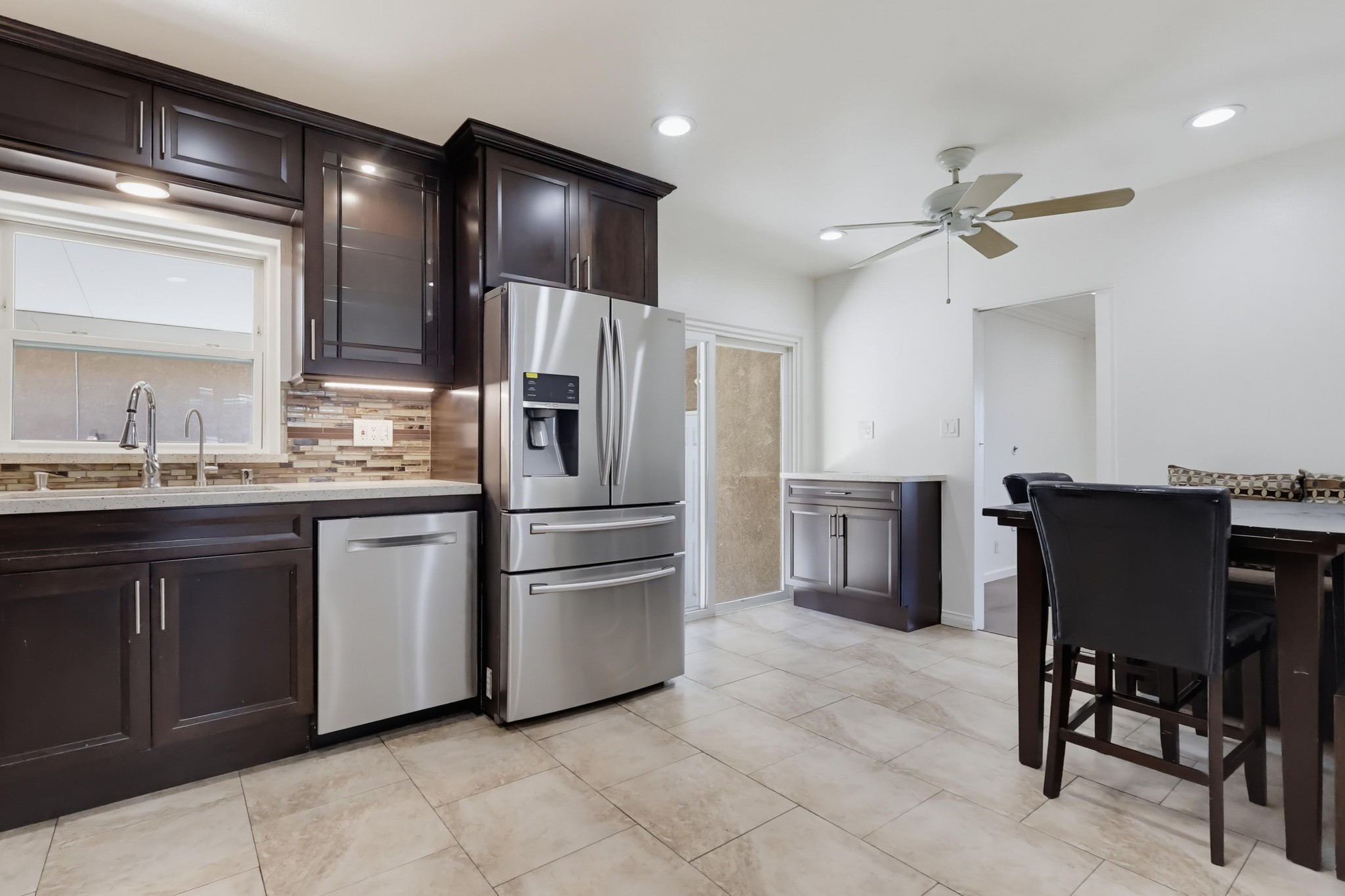 Virtual tour photo 30 of 94 for 1901 E 63rd St