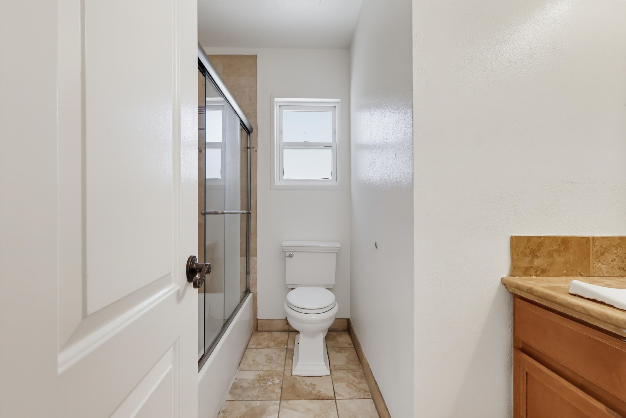 Virtual tour photo 36 of 94 for 1901 E 63rd St