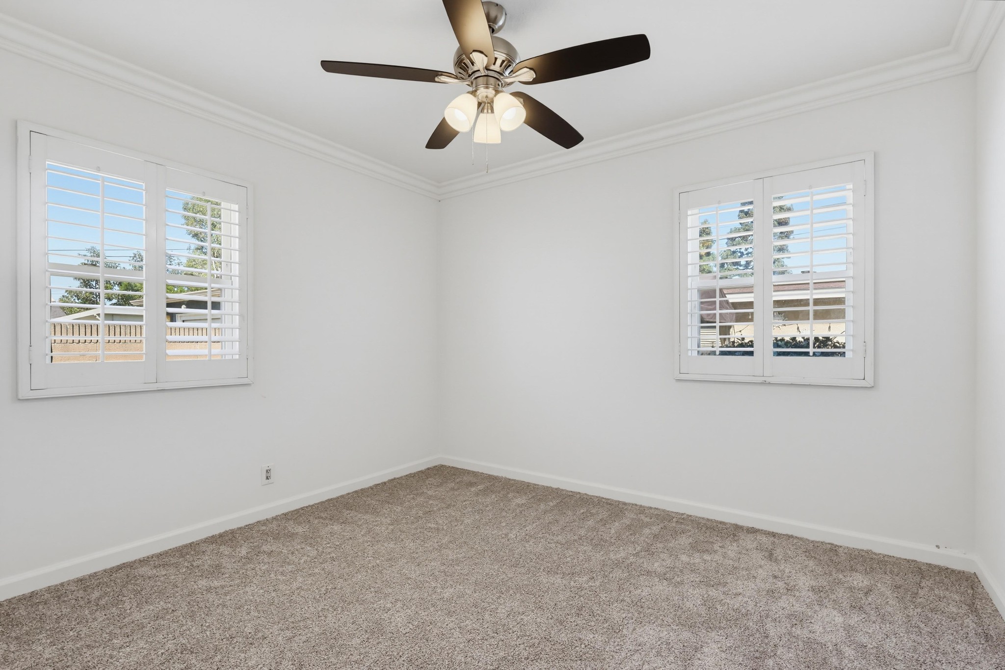 Virtual tour photo 44 of 94 for 1901 E 63rd St