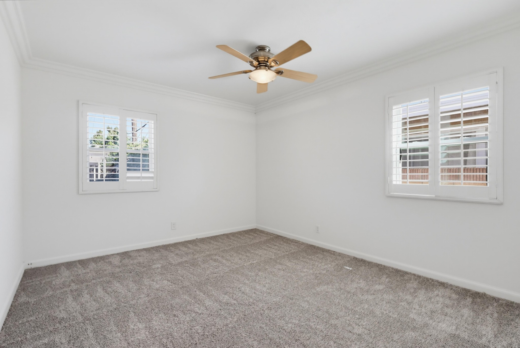 Virtual tour photo 53 of 94 for 1901 E 63rd St