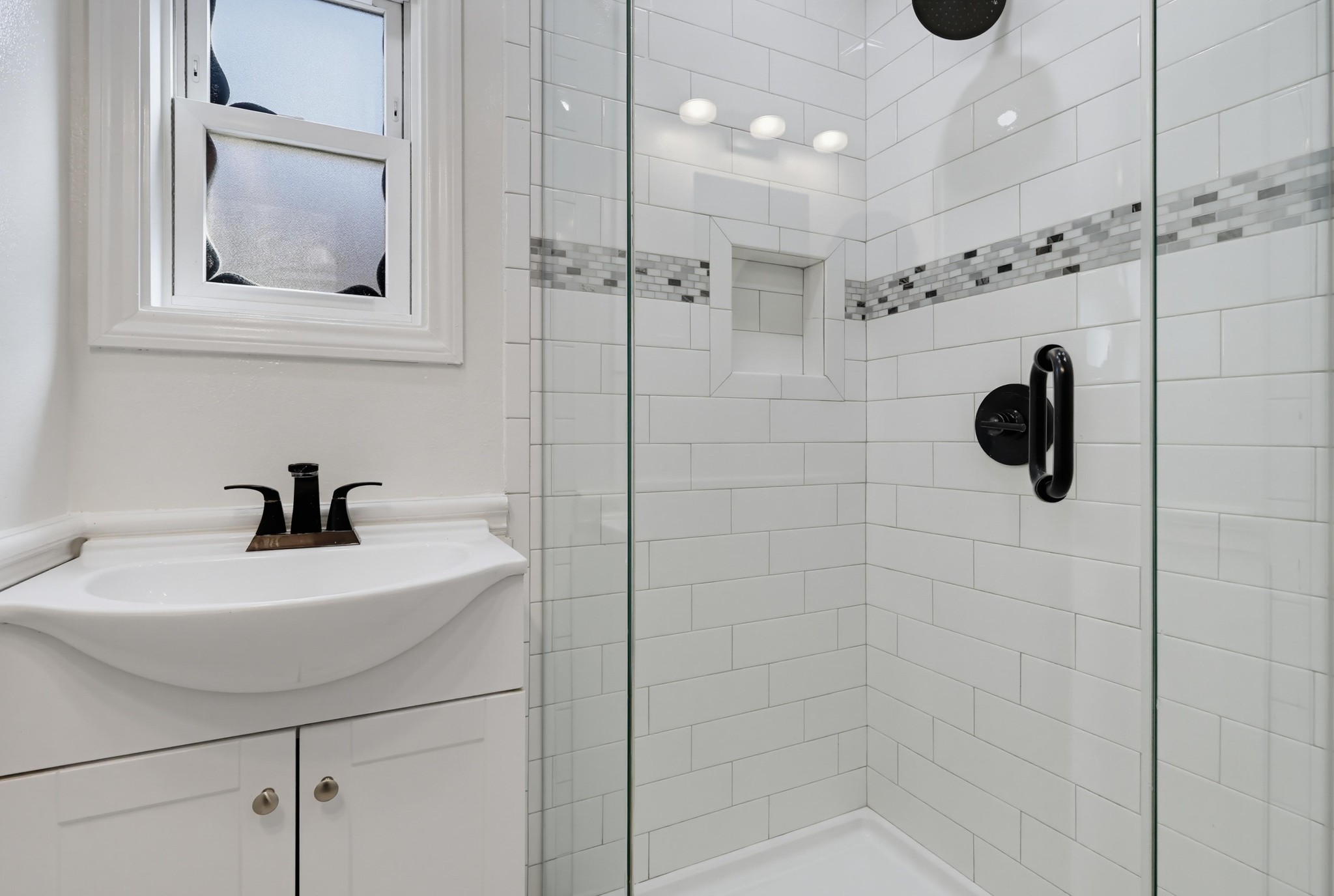 Virtual tour photo 59 of 94 for 1901 E 63rd St