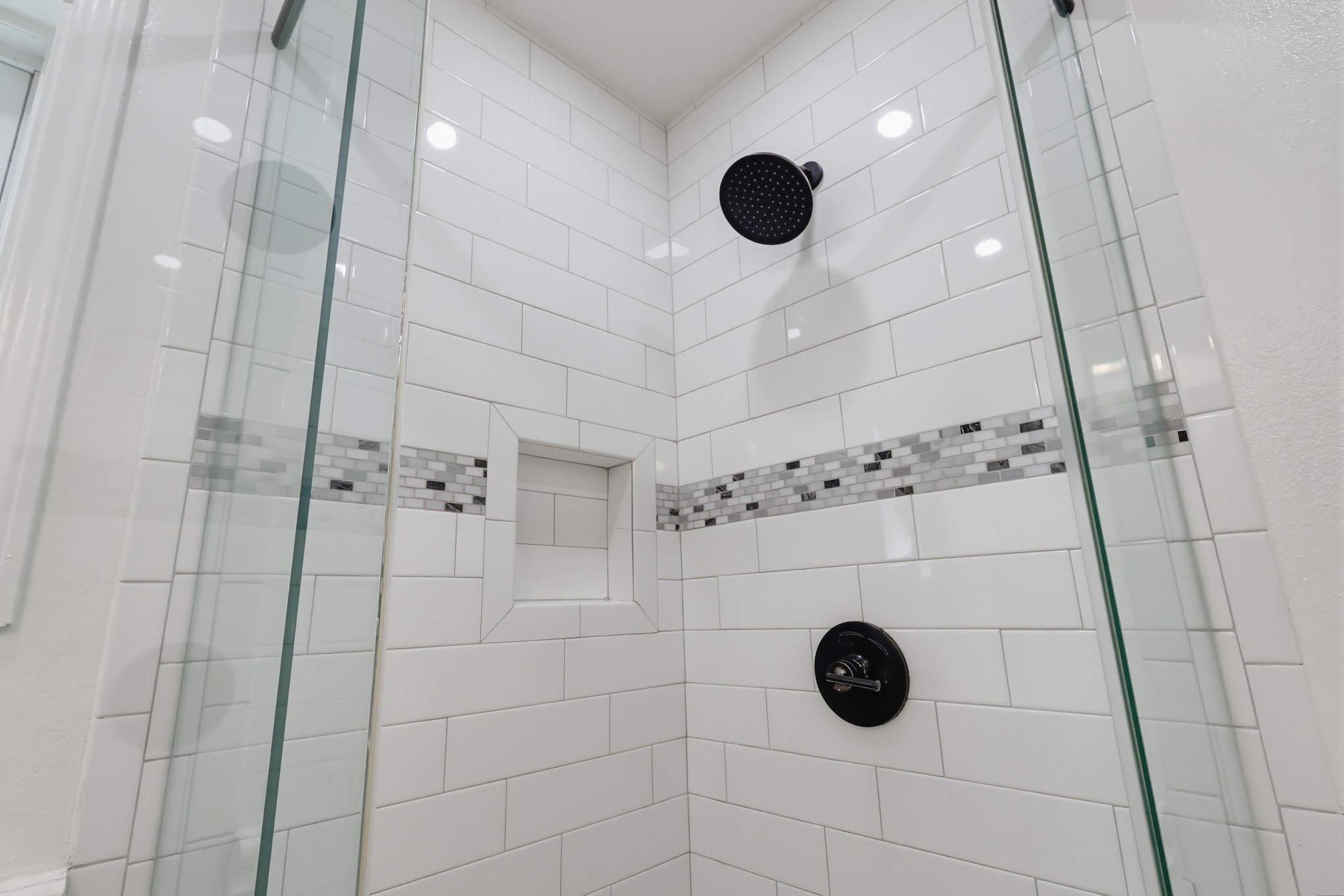 Virtual tour photo 60 of 94 for 1901 E 63rd St
