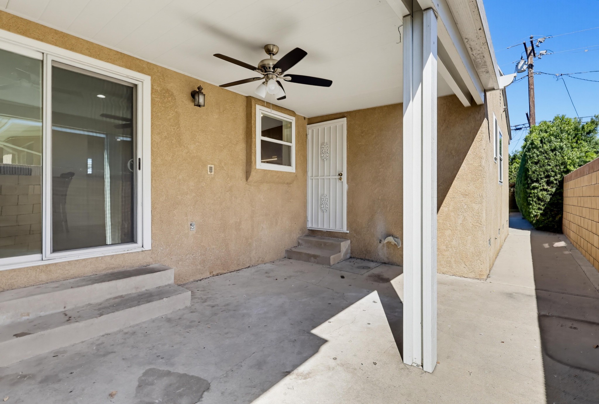 Virtual tour photo 63 of 94 for 1901 E 63rd St