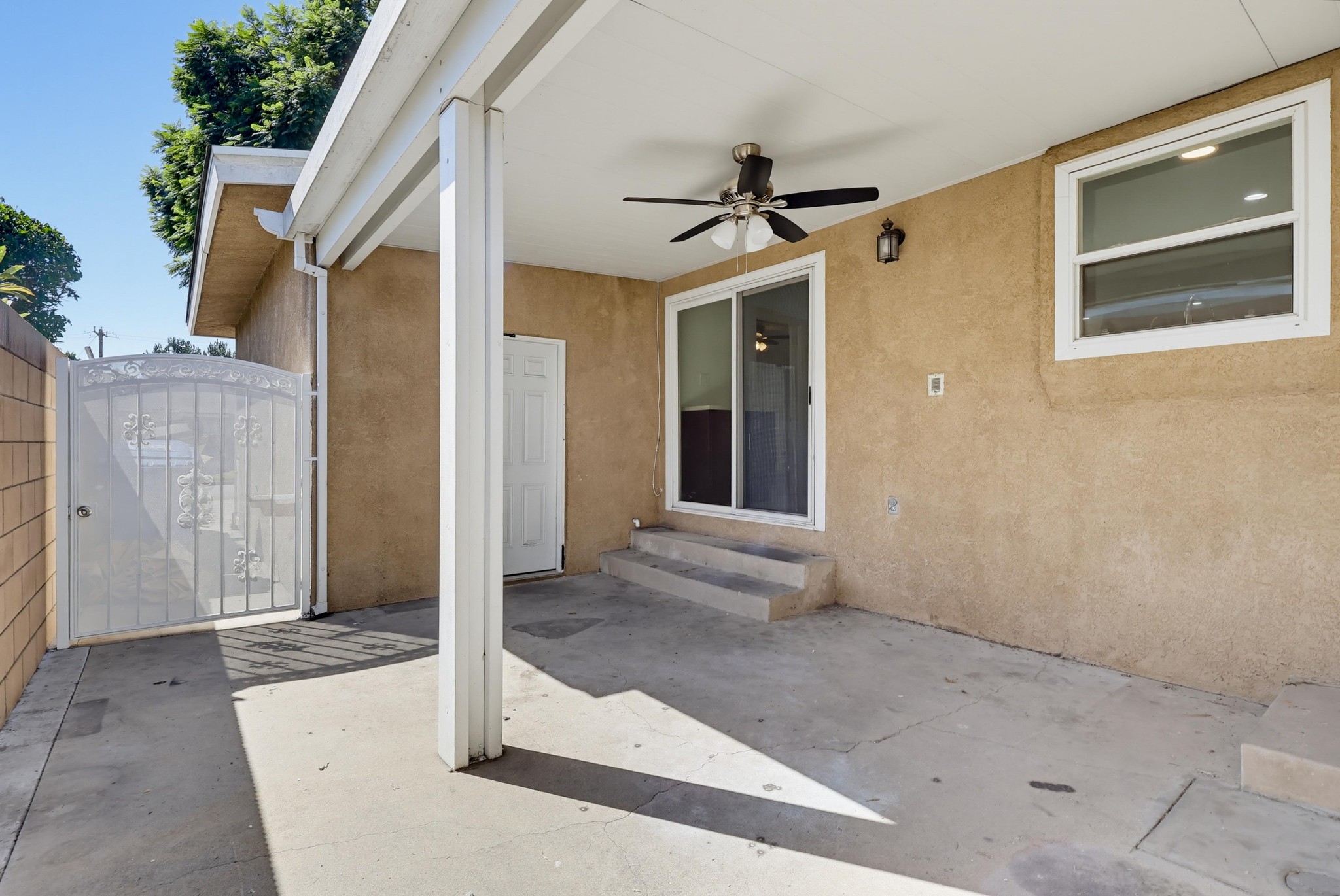 Virtual tour photo 64 of 94 for 1901 E 63rd St