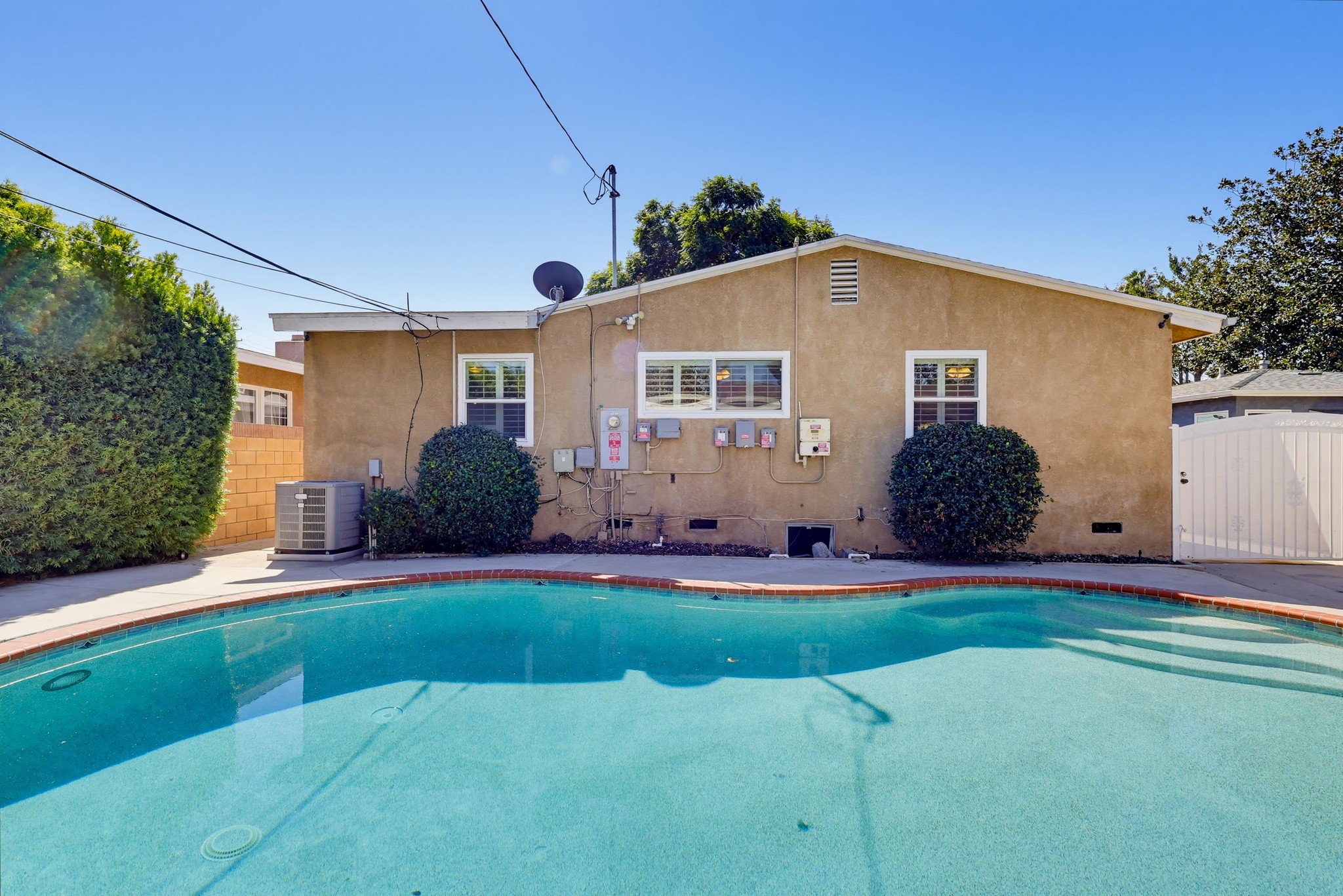 Virtual tour photo 69 of 94 for 1901 E 63rd St