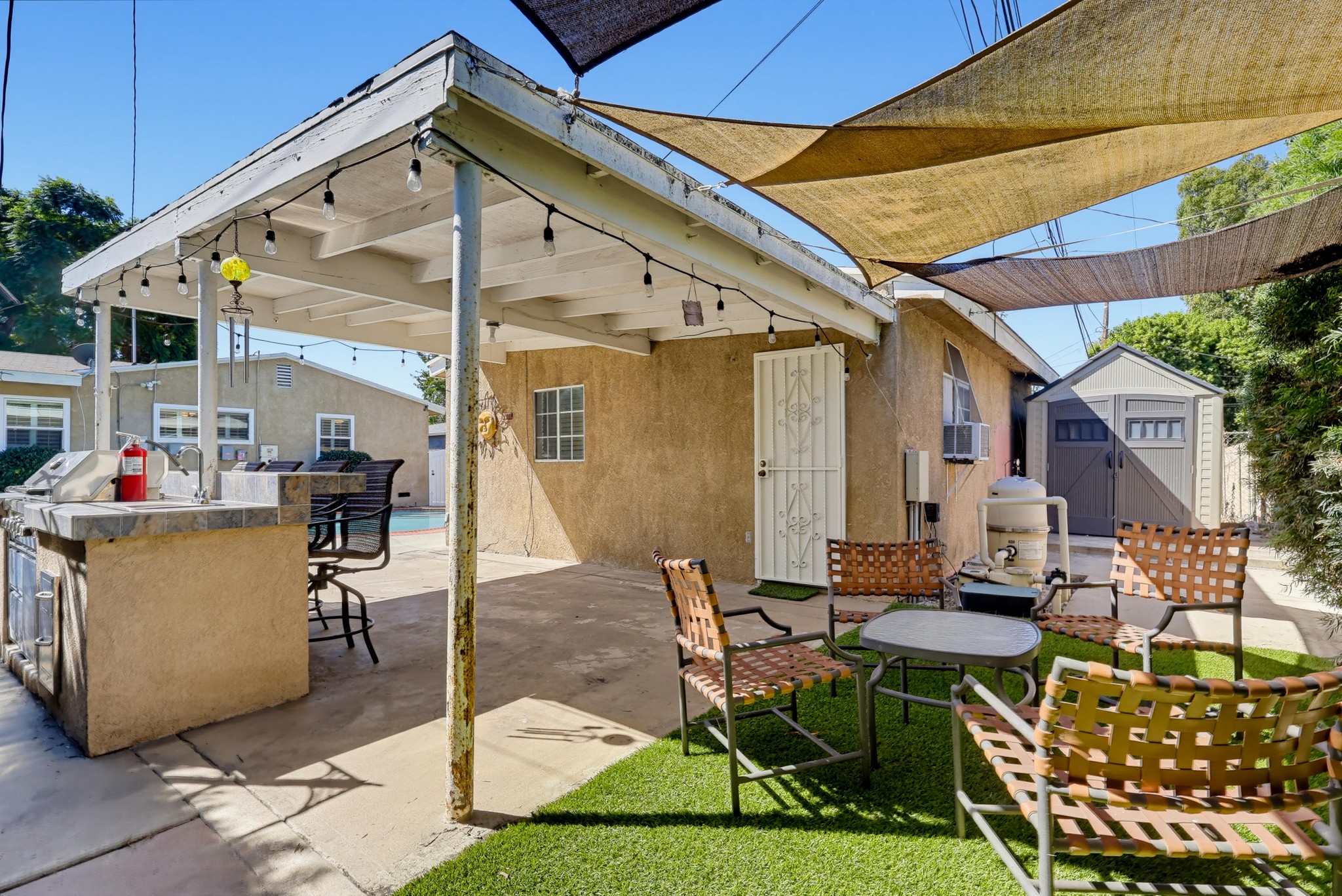 Virtual tour photo 81 of 94 for 1901 E 63rd St