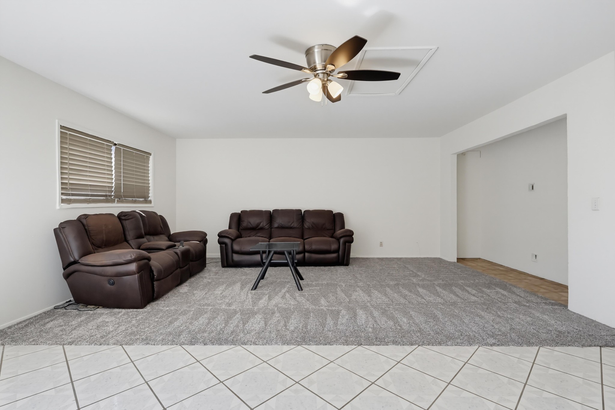 Virtual tour photo 88 of 94 for 1901 E 63rd St