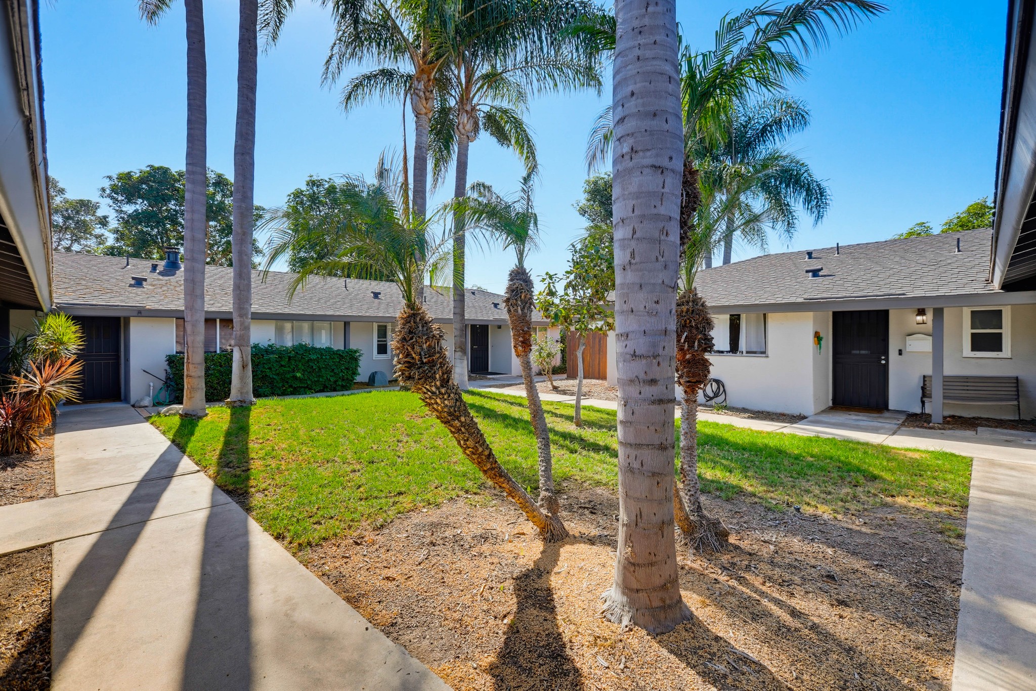Virtual tour photo 9 of 64 for 1903 E 19th St