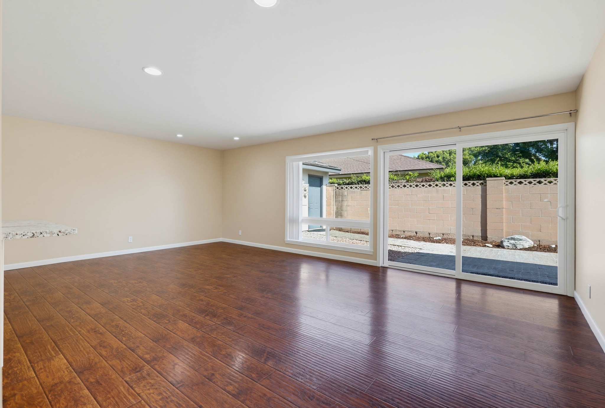 Virtual tour photo 16 of 64 for 1903 E 19th St