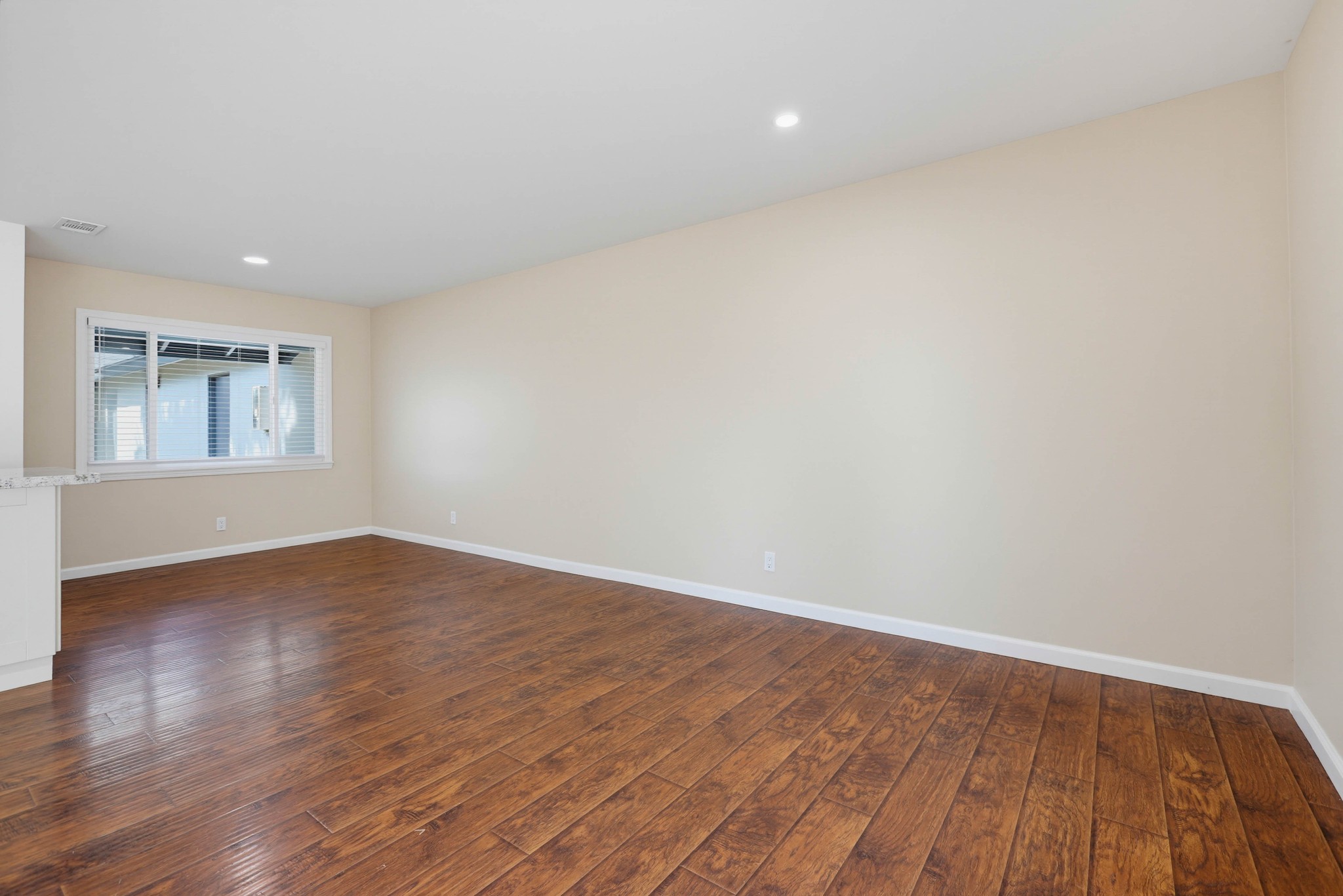 Virtual tour photo 22 of 64 for 1903 E 19th St