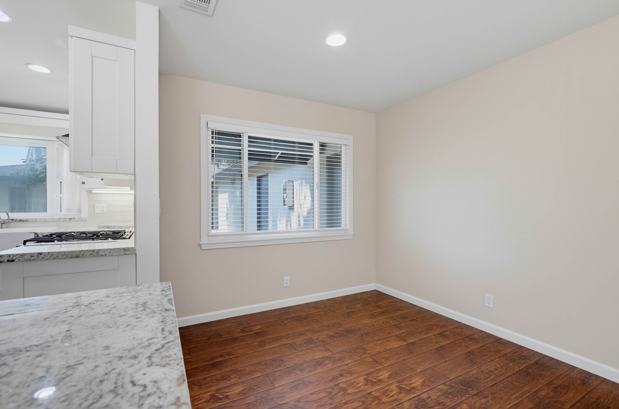 Virtual tour photo 25 of 64 for 1903 E 19th St