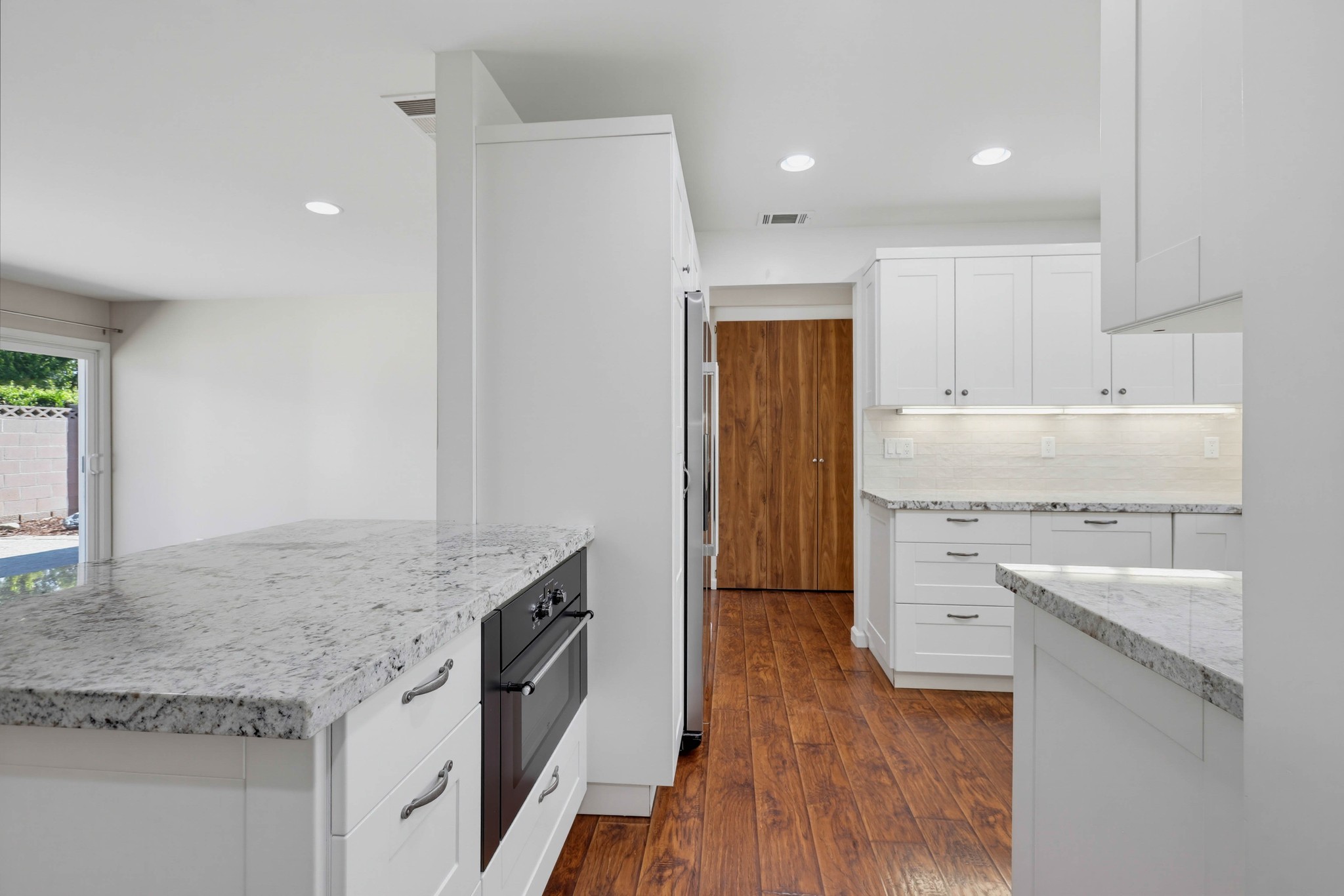Virtual tour photo 28 of 64 for 1903 E 19th St