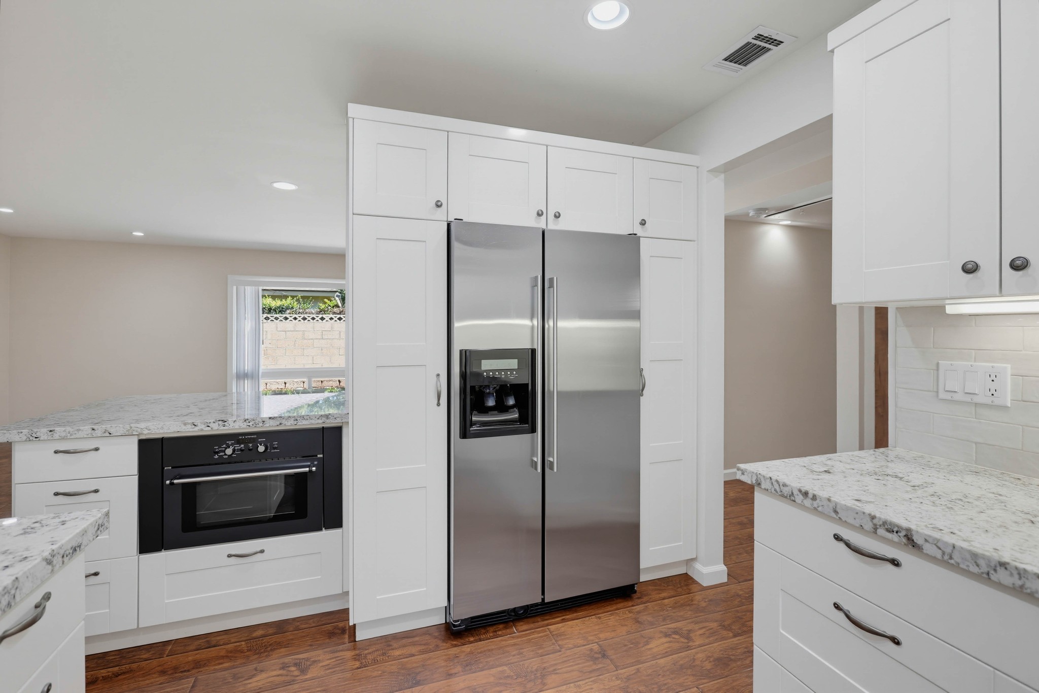 Virtual tour photo 33 of 64 for 1903 E 19th St