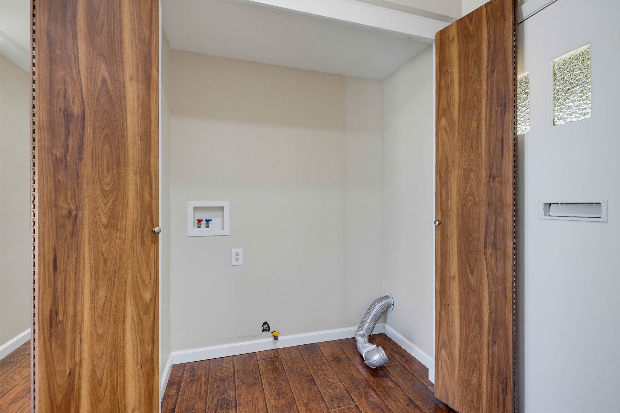 Virtual tour photo 34 of 64 for 1903 E 19th St