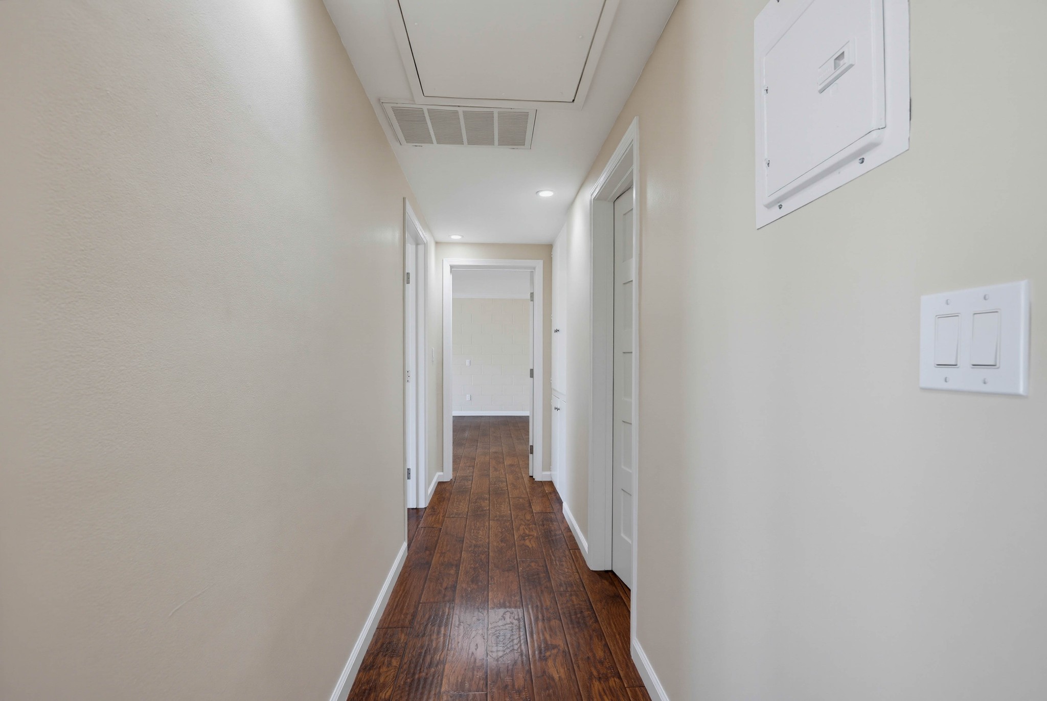 Virtual tour photo 35 of 64 for 1903 E 19th St