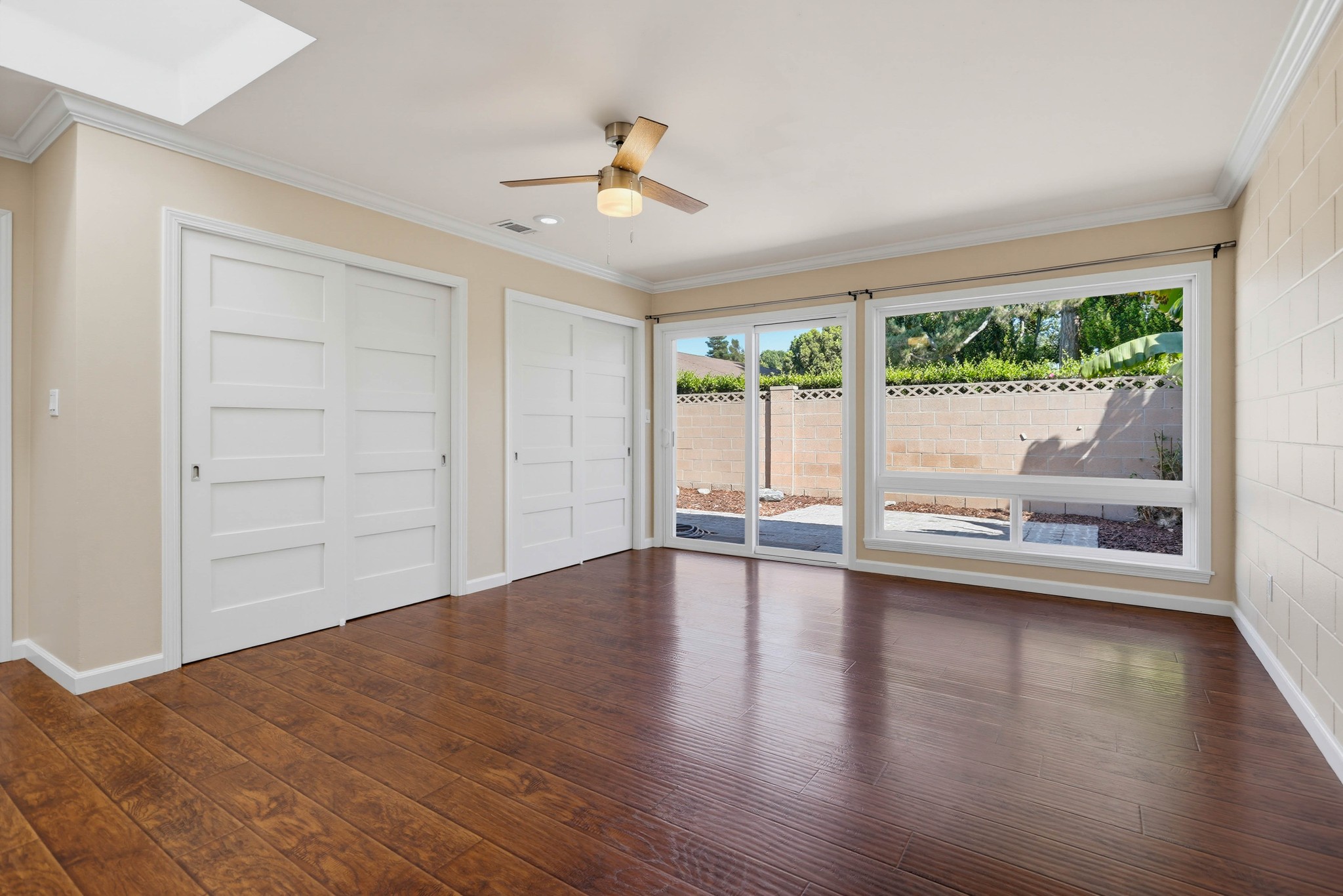 Virtual tour photo 37 of 64 for 1903 E 19th St