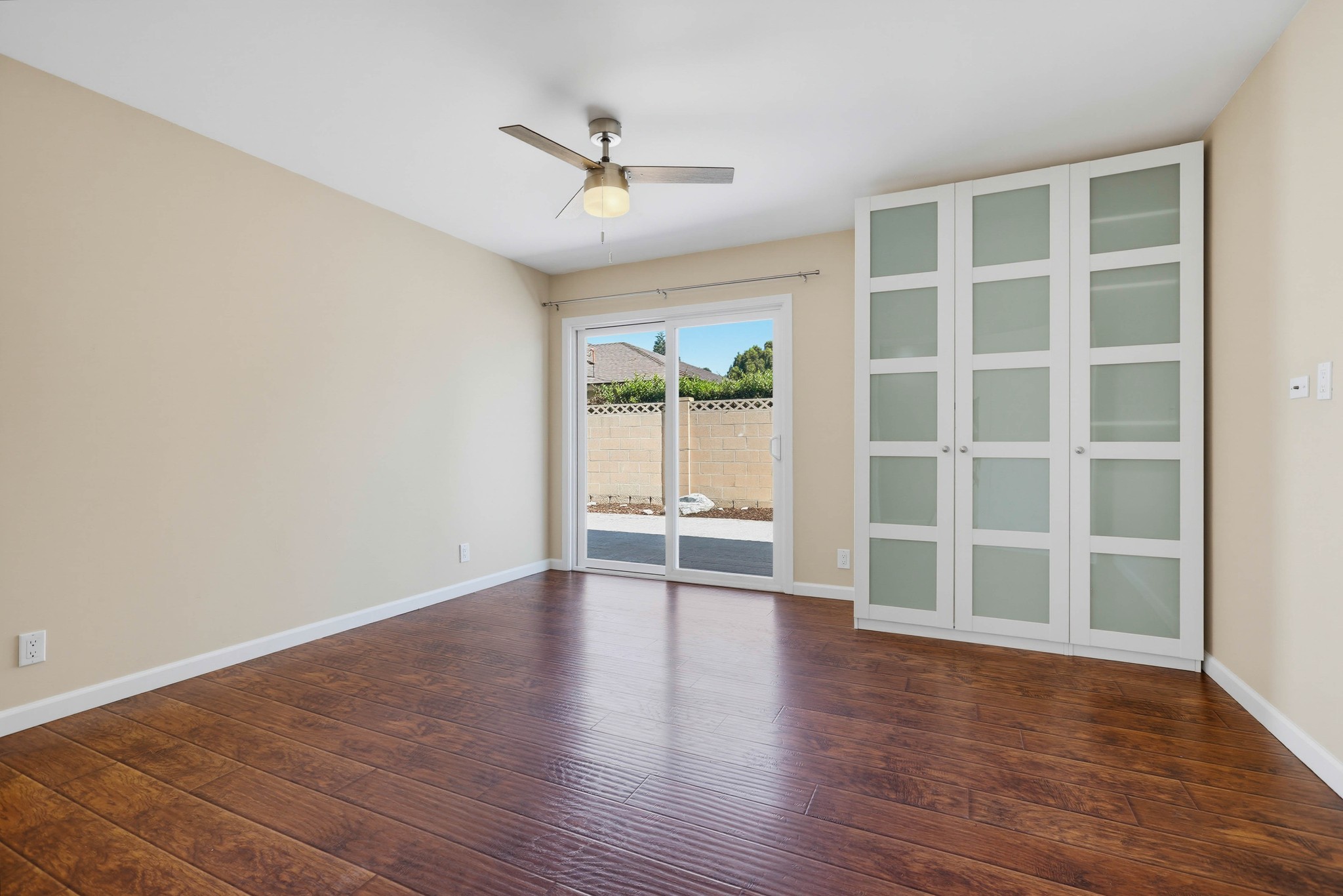 Virtual tour photo 44 of 64 for 1903 E 19th St