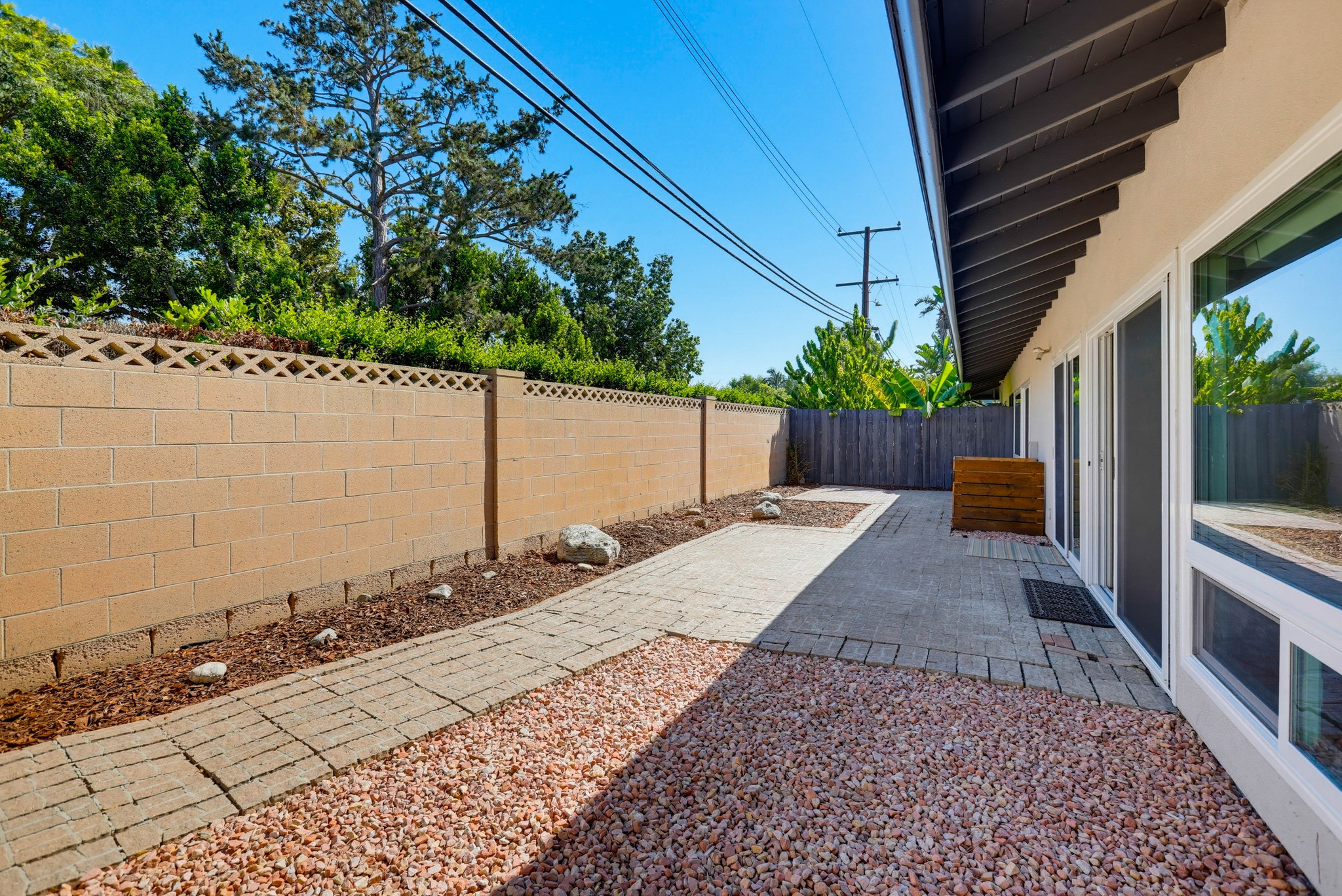 Virtual tour photo 54 of 64 for 1903 E 19th St