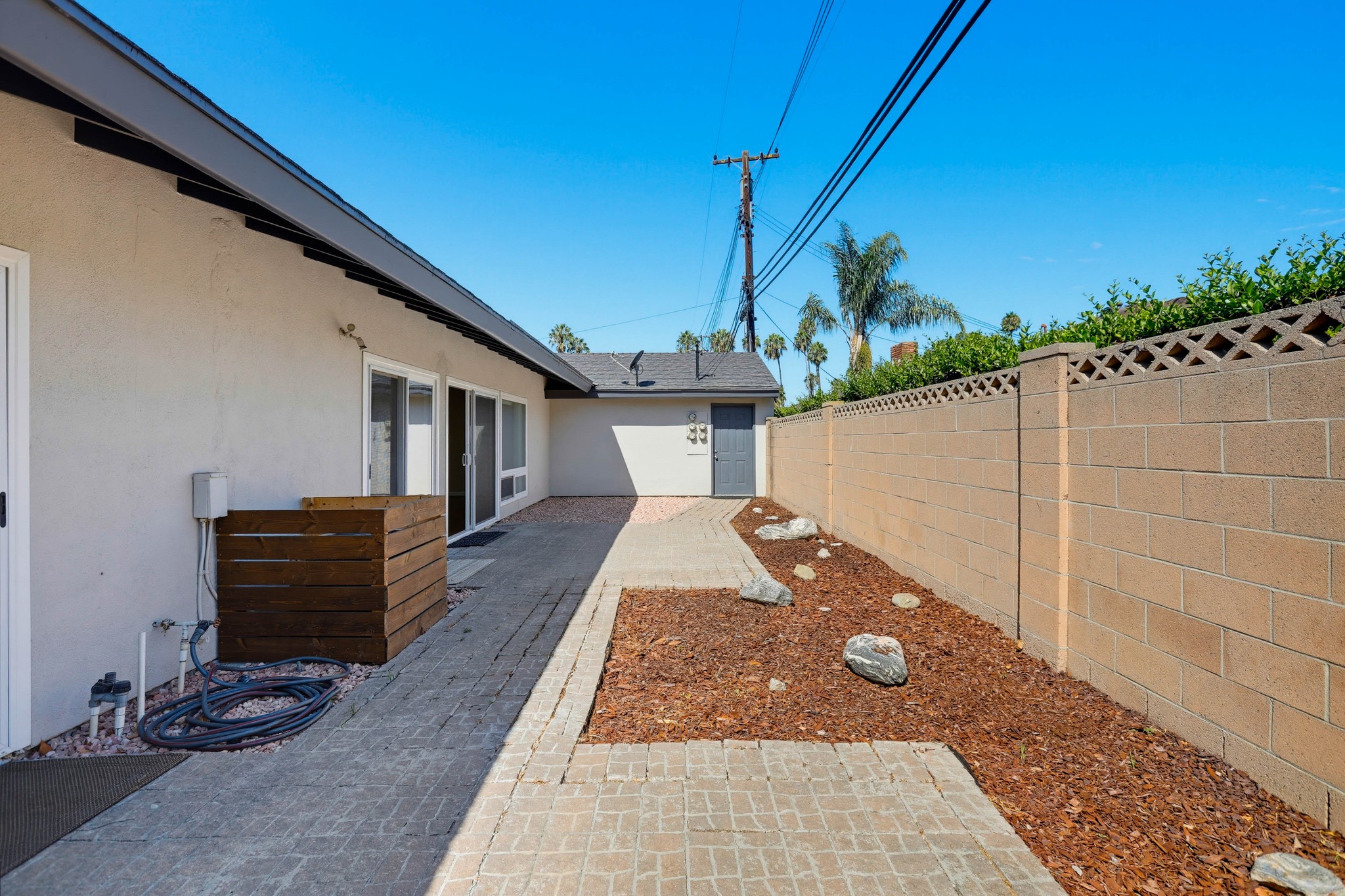 Virtual tour photo 57 of 64 for 1903 E 19th St