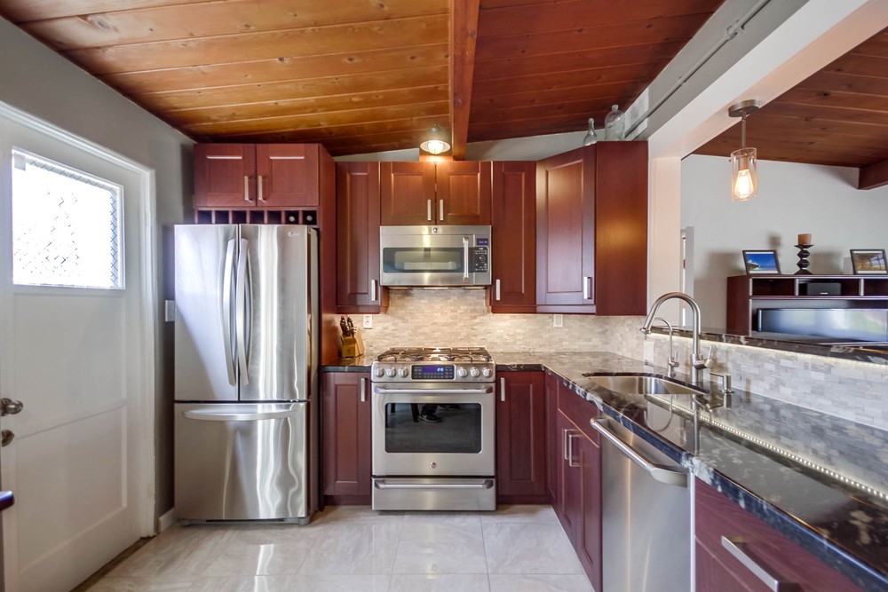 Virtual tour photo 15 of 35 for 1905 Missouri St