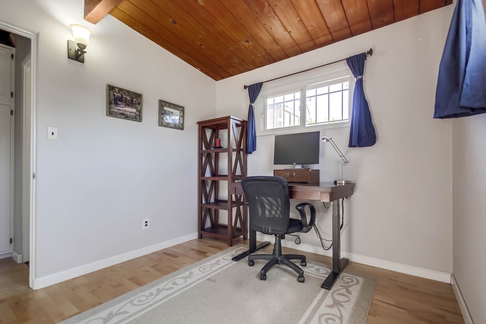 Virtual tour photo 26 of 35 for 1905 Missouri St
